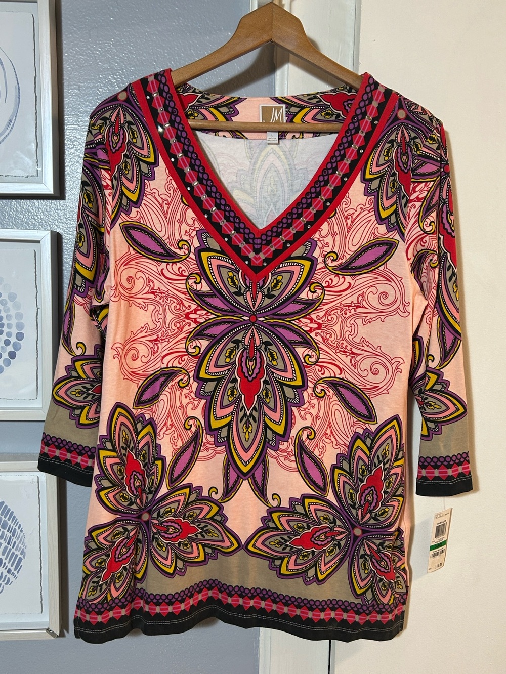 JM Collection Vibrant Pink Multicolor V-Neck Womens Top Size L NWT